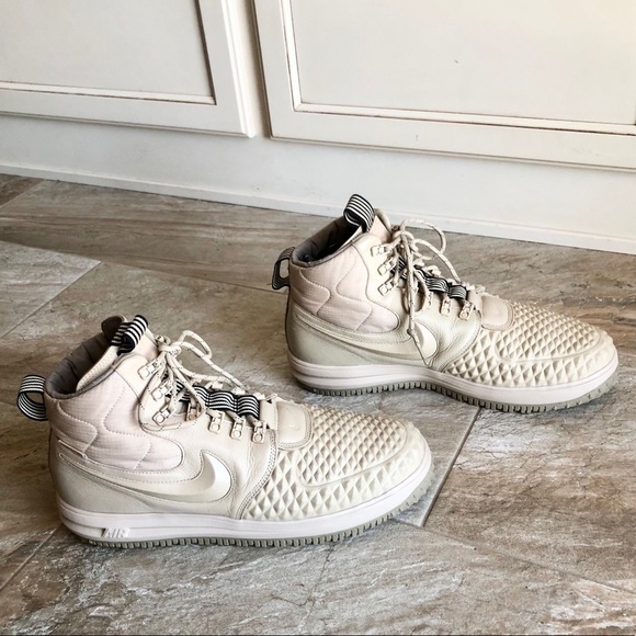 Nike Men's Lunar Force 1 Duckboot in Linen/Khaki - Picture 4 of 16